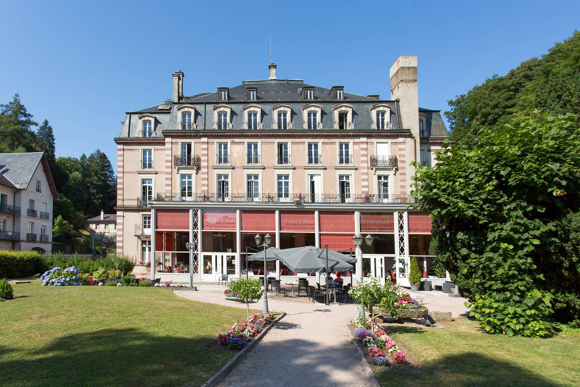 Le Grand Hôtel de Plombières by Popinns